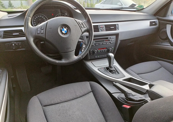 BMW Seria 3 cena 16950 przebieg: 271000, rok produkcji 2006 z Malbork małe 254
